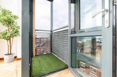 8 Portland Lane, City centre, Sheffield - Image 2