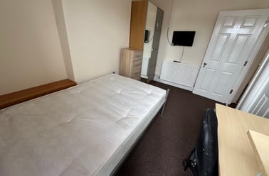 Fletcher Road, Beeston, Nottingham - Image 2