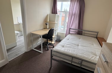 Fletcher Road, Beeston, Nottingham - Image 3