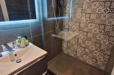 Gamble street, Near university, Nottingham - Image 2