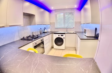 The paddock, Christchurch, Canterbury - Image 3