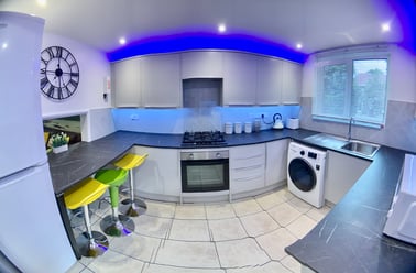 The paddock, Christchurch, Canterbury - Image 2