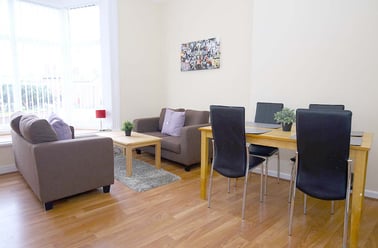 Wavertree Road, Near university, Liverpool - Image 2