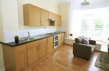 Wavertree Road, Near university, Liverpool - Image 3