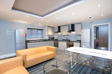 Nantwich Road, City Centre, Crewe - Image 3