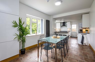 Oundle drive, Wollaton park, Nottingham - Image 3