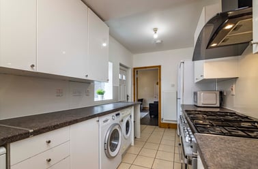 Annesley grove, Arboretum, Nottingham - Image 3