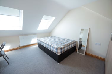 Foxhill Road, University of Reading, Reading - Image 2
