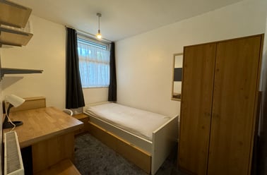 Clarence gardens, Euston, London - Image 3
