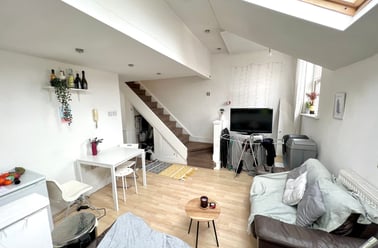 Central Road, West Didsbury, Manchester - Image 3