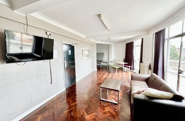 Manchester, Whalley Range - Image 2