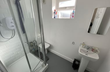 32 Crescent, Castlefield, Salford - Image 3