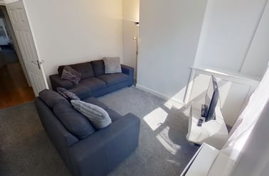 Cloister Street, Dunkirk, Nottingham - Image 2