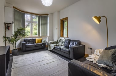 Harlaxton Drive, Radford, Nottingham - Image 3