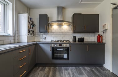 Balfour Road, Radford, Nottingham - Image 2