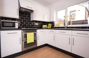 Teversal Avenue, Radford, Nottingham - Image 2