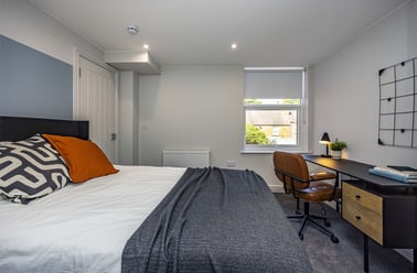 Rolleston Drive, Lenton, Nottingham - Image 2