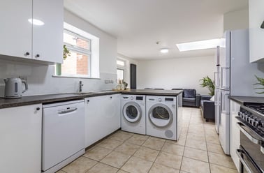 Dunlop Avenue, Lenton, Nottingham - Image 3