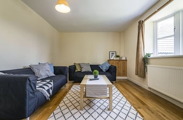 Hawton Crescent, Lenton, Nottingham - Image 2