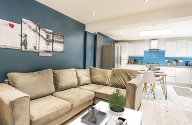 Forsythia Gardens, Lenton, Nottingham - Image 2