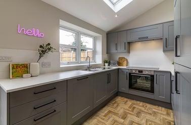 Derby Street, Beeston, Nottingham - Image 2