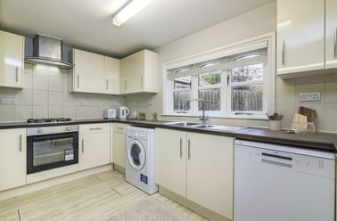 Hawton Crescent, Lenton, Nottingham - Image 2