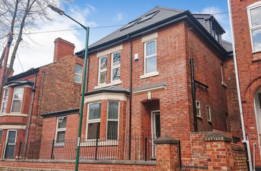 Albert Grove, Radford, Nottingham - Image 2