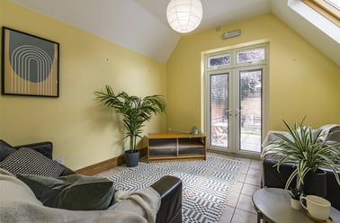 Harlaxton Drive, Lenton, Nottingham - Image 3