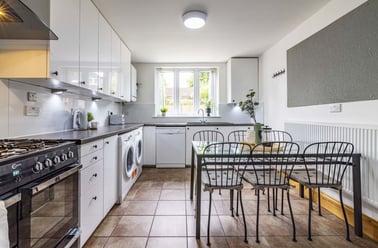 Rolleston Drive, Lenton, Nottingham - Image 2