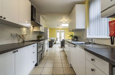 Gloucester Avenue, Lenton, Nottingham - Image 2