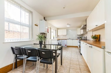 Arthur Street, Arboretum, Nottingham - Image 2