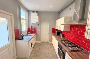 5 Calvert Street, Weaste, Salford - Image 3