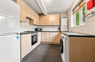 Rothesay Avenue, Radford, Nottingham - Image 3