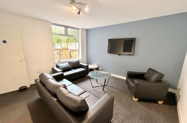 Lower Broughton Road, Charlestown, Salford - Image 3