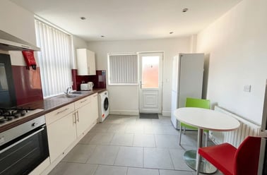 Seedley Park Road, Langworthy, Salford - Image 3