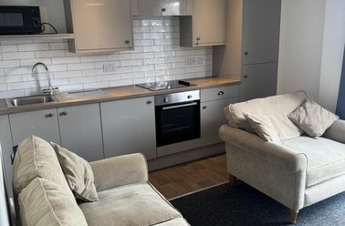 Flat 4, 70 High Street, St Catherines, Lincoln - Image 3