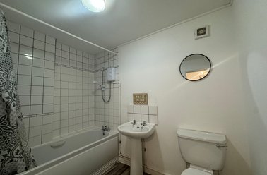 1 Monks Road, City Centre, Lincoln - Image 3