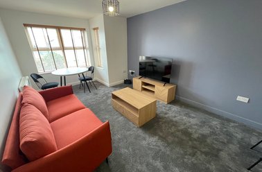 17 Riverside Drive, City Centre, Lincoln - Image 2