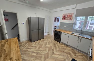 117 Ilkeston Road, Radford, Nottingham - Image 2