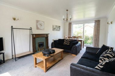 15 Ravendale Drive, Uphill, Lincoln - Image 2