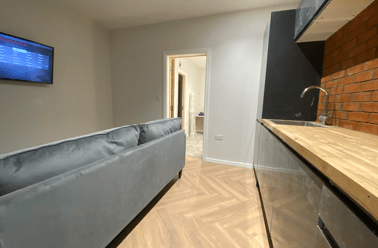 141 Lenton Boulevard, Lenton, Nottingham - Image 2