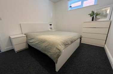 Flat 4, 70 High Street, St Catherines, Lincoln - Image 2