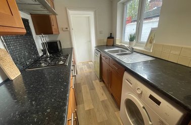 64 St. Nicholas Street, Uphill, Lincoln - Image 2