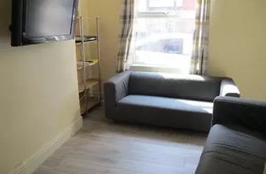 5 Priory Street, Dunkirk, Nottingham - Image 3