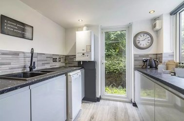 102 Beeston Road, Dunkirk, Nottingham - Image 3