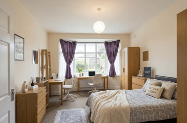 3 Elmsthorpe Avenue, Lenton, Nottingham - Image 2