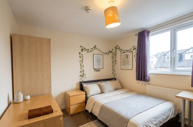 3 Elmsthorpe Avenue, Lenton, Nottingham - Image 2
