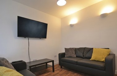 Beeston, Nottingham - Image 3