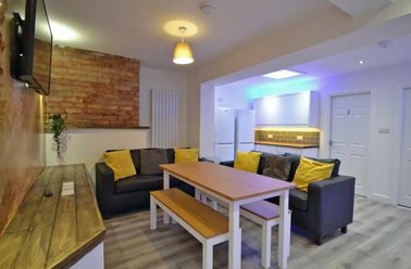 Beeston, Nottingham - Image 2