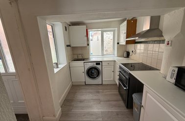 5 Priory Street, Dunkirk, Nottingham - Image 2
